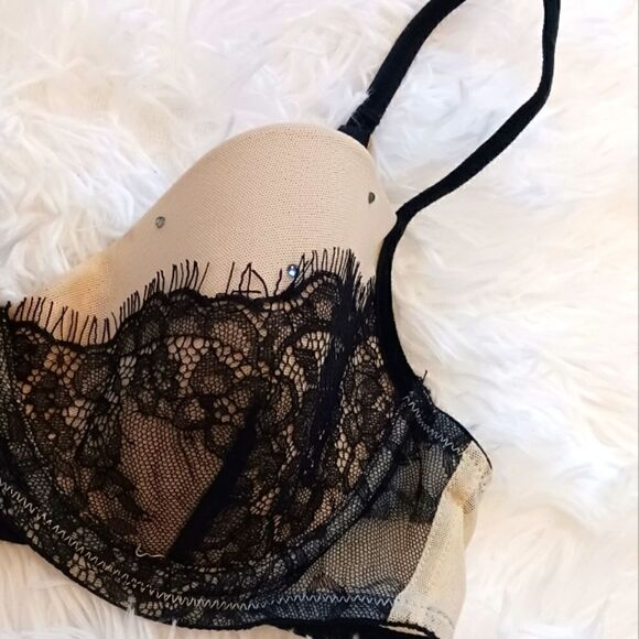 Daisy Fuentes Underwire Bra 34B Lace with Rhinestones - Picture 3 of 8